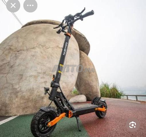 Trottinette neuve, contacte-moi mon frère