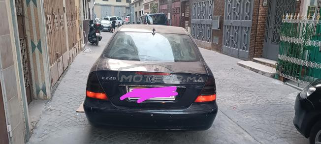 مرسيدس-بنز 220 ديزل أوتوماتيك 2003 في طنجة