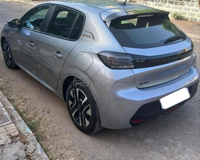 Peugeot 208 2025 