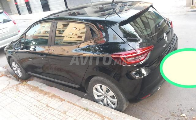 RENAULT CLIO5 2023 - 2