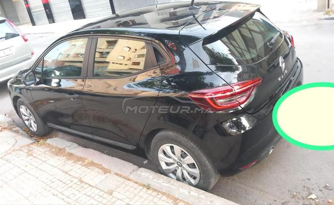 RENAULT CLIO5 2023