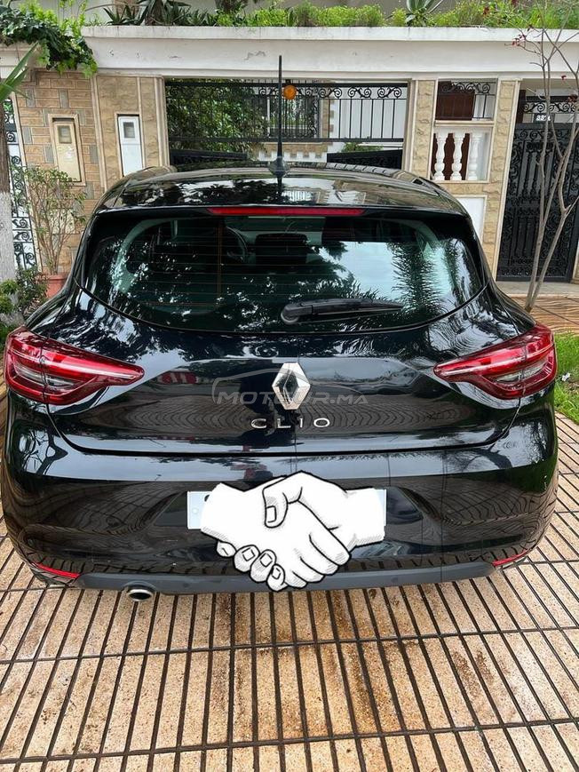 RENAULT CLIO5 2023