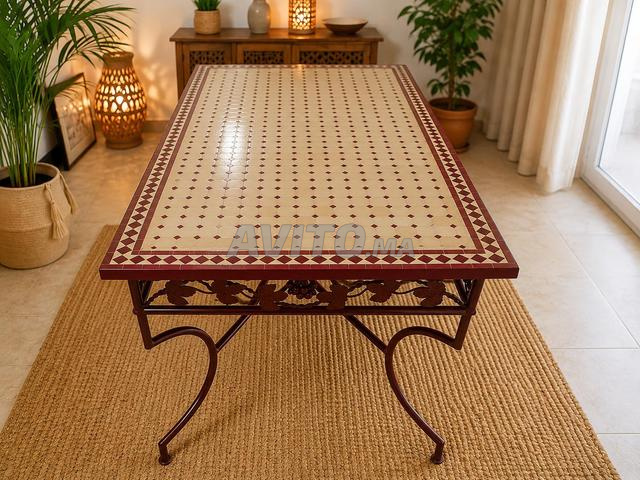 Grande table en fer forgé et mosaïque artisanale - 2
