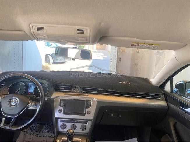 Volkswagen Passat Essence Manuelle 2016 à Saada