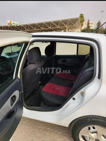 Renault Clio - 2