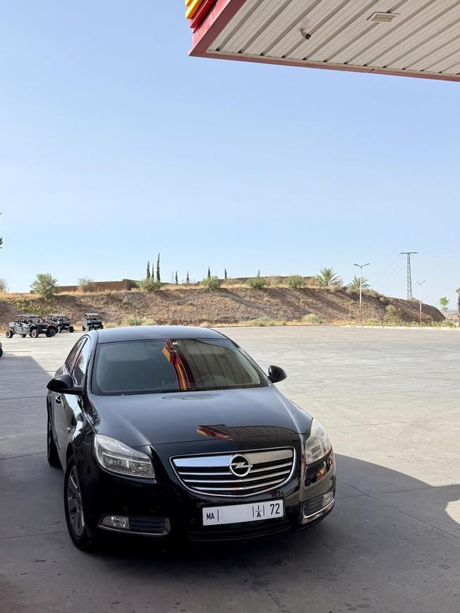 Opel Insignia Diesel Manuelle 2010/12 à Casablanca