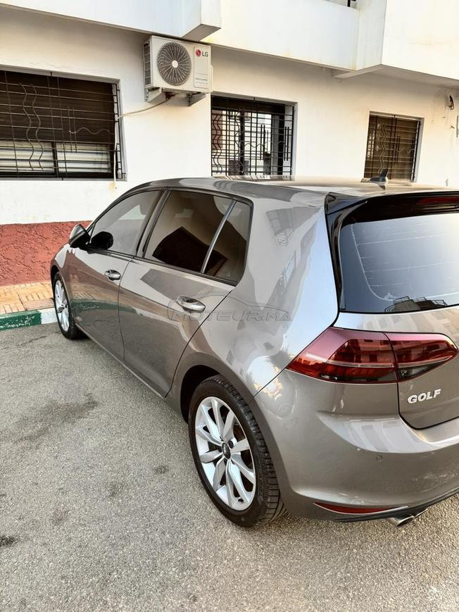 Je mets en vente ma Volkswagen Golf 7 TDI, 