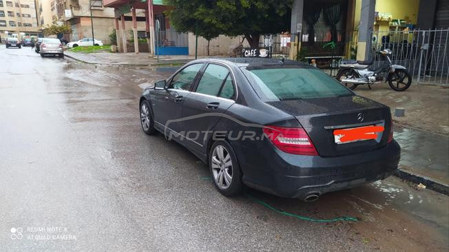 Mercedes Benz 220 c model 2014