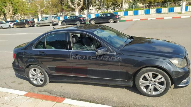 Mercedes Benz 220 c model 2014