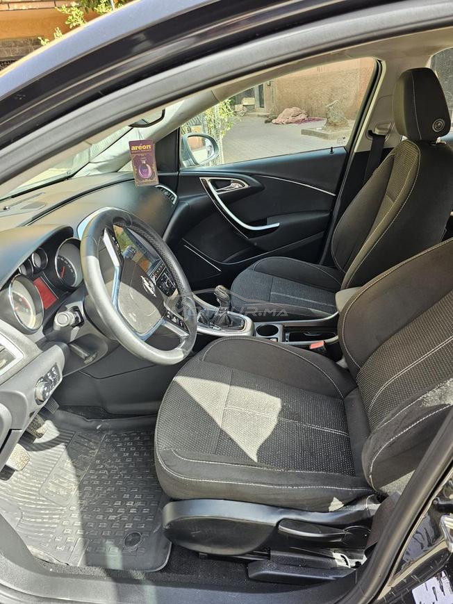 Opel Astra J 2L 2012