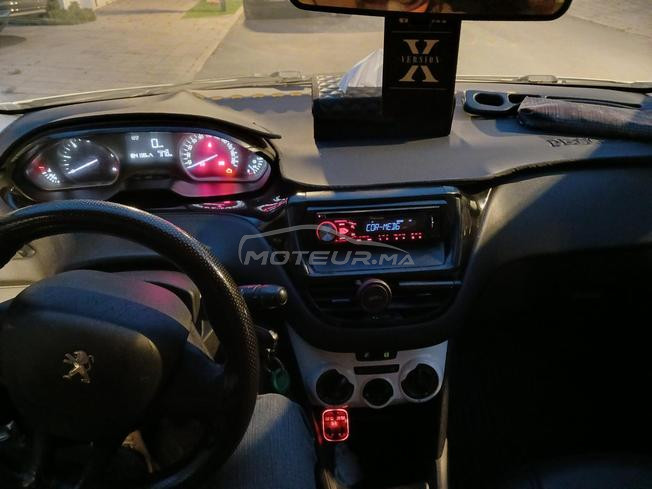 Peugeot 208 Diesel Manuelle 2016 à Casablanca