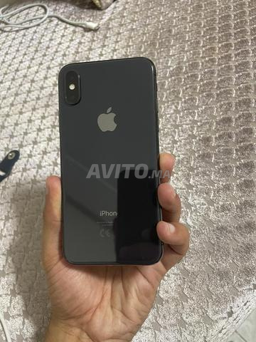 iPhone Xs en très bon état. - 2