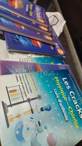Livres scolaires 📚 Opportunité à ne pas manquer - Livres scolaires à prix incroyable ! 📚