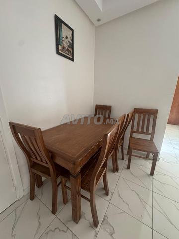 طاولة طعام و 6 كراسي - 2