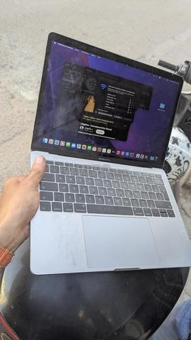 ماك بوك برو 2016 256 SSD 8GB - 2