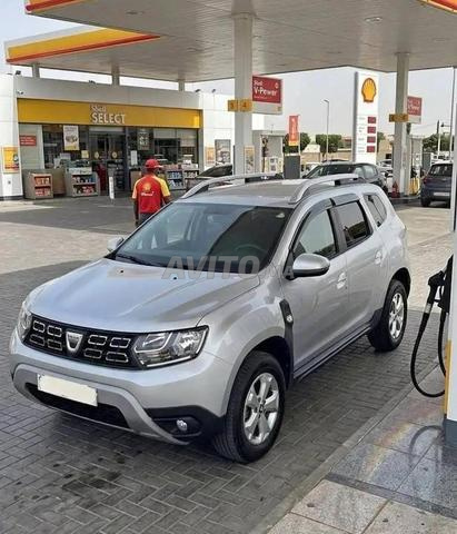 Duster neuve, très bien - 2