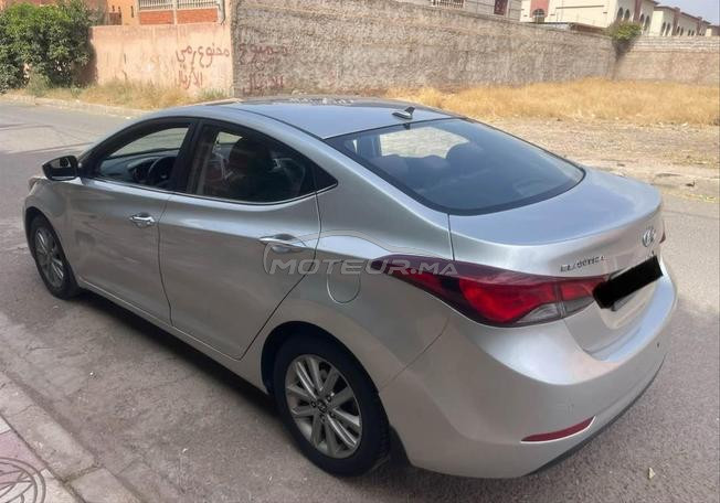 Hyundai elantraa 