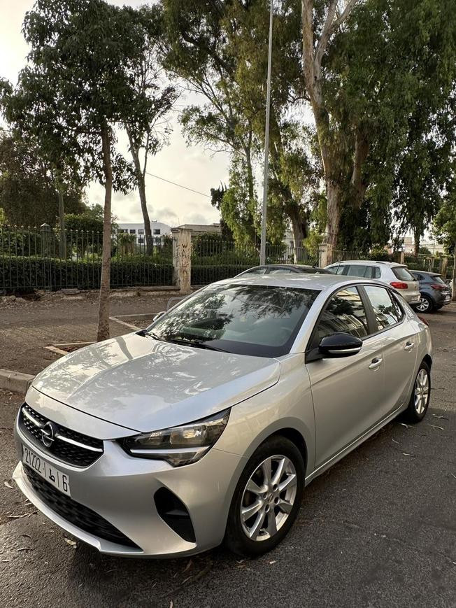 Opel Corsa Essence Manuelle 2022 à Casablanca