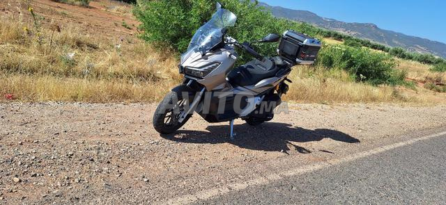 XADV 125cc moto - 2