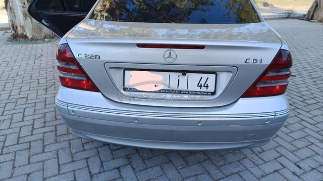 Mercedes-Benz 220 Diesel Automatique 2005 à Tanger