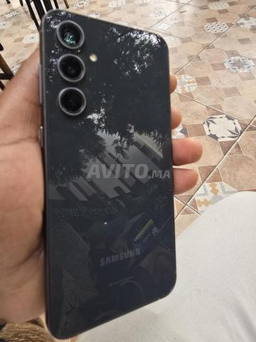Samsung S23 FE - 2