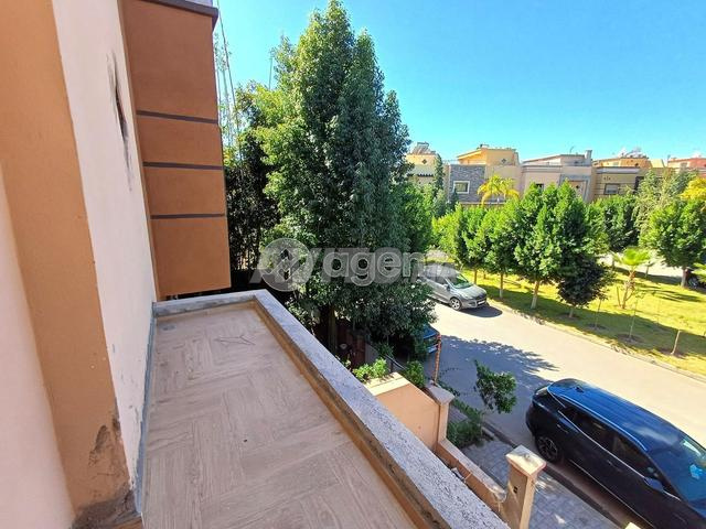 RAK-GU-1190 - Villa à vendre à Masmoudi