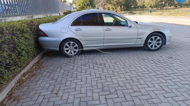 Mercedes-Benz 220 Diesel Automatique 2005 à Tanger