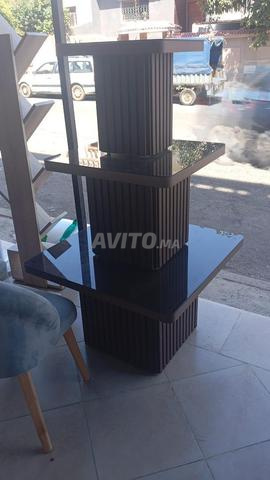Table avec pieds - 2