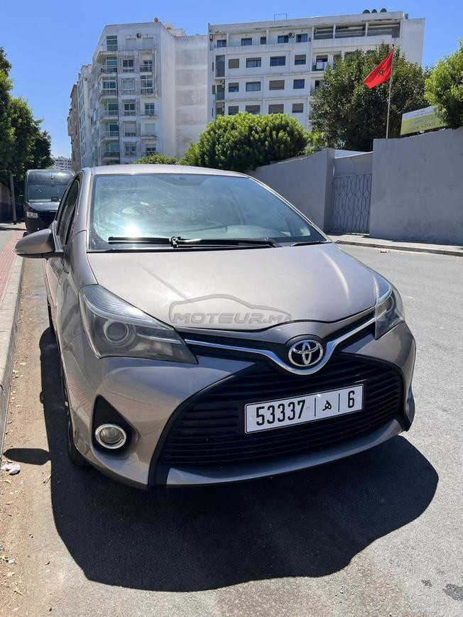 TOYOTA YARIS 2015