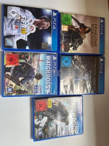 PS4 originale 2 manettes originale 5 CD - 2