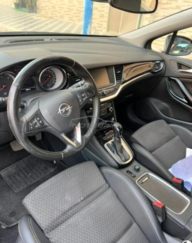 Opel Astra Diesel Automatique 2018 à Dar Bouazza