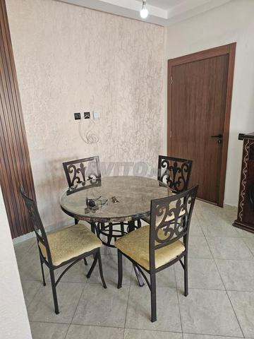 طاولة طعام - 2