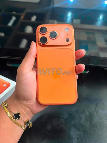 iPhone 17 Pro 256Go Batterie 100% - 2