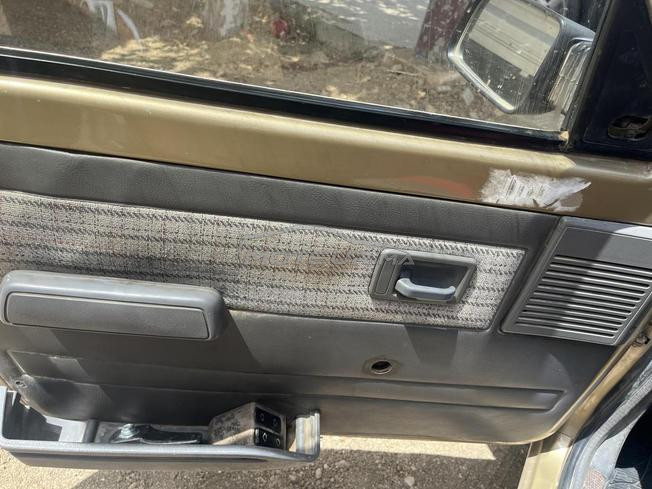 Peugeot 205 Essence Manuelle 1990 à Taza