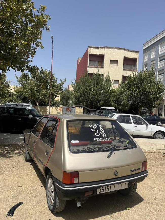 Peugeot 205 Essence Manuelle 1990 à Taza