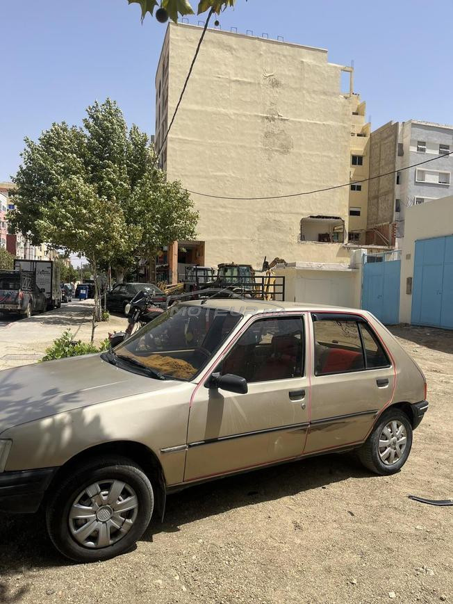 Peugeot 205 Essence Manuelle 1990 à Taza