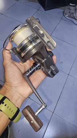 Le moulinet est Daiwa Black Gold (Daiwa BG60) - 2