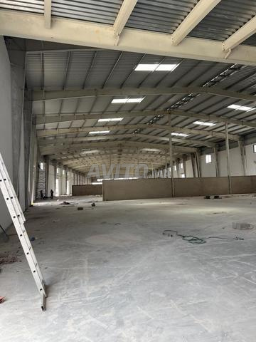 Entrepôt à louer 8000 m² à Bouskoura