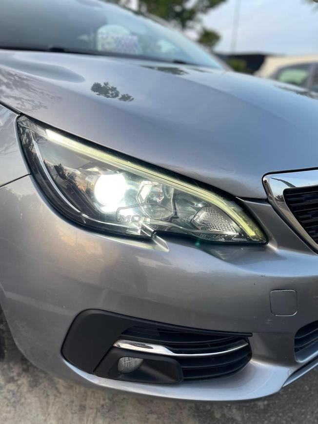 peugeot 308 automatique 2018