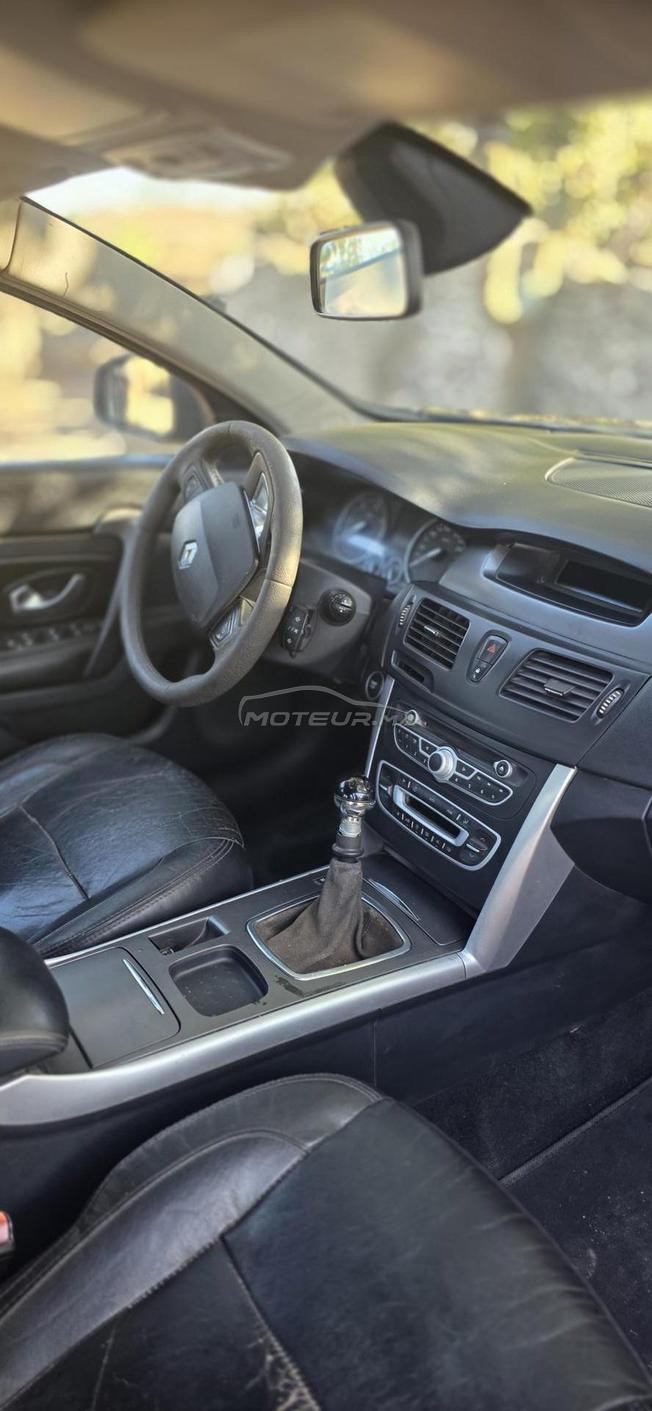 Renault Latitude 2011 bon état toutes options