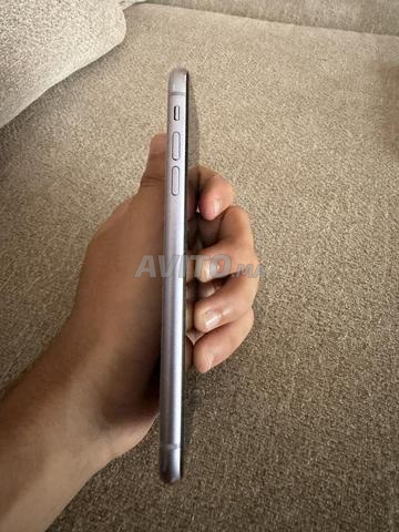 iPhone 11 à vendre bon état - 2