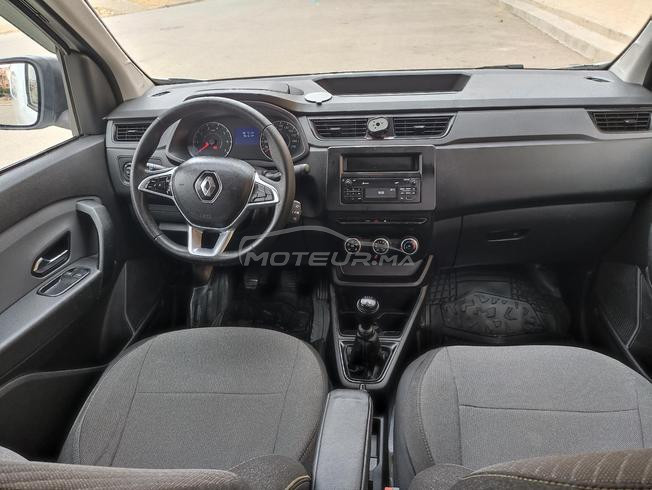 je mets en ma voiture renault 