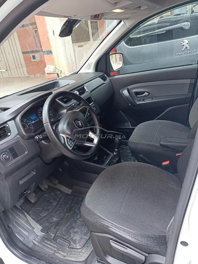 je mets en ma voiture renault 