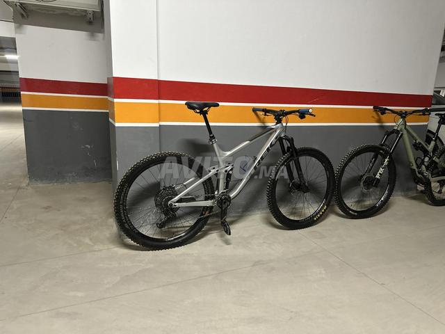 VTT TREK FUEL EX 8 - 2