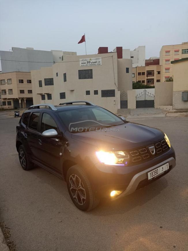 je mets en ma voiture dacia duster bon etta 