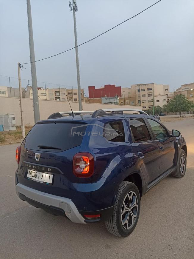 je mets en ma voiture dacia duster bon etta 