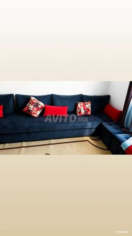 2 banquettes (assises) + 2 sièges supplémentaires + tapis gris - 2