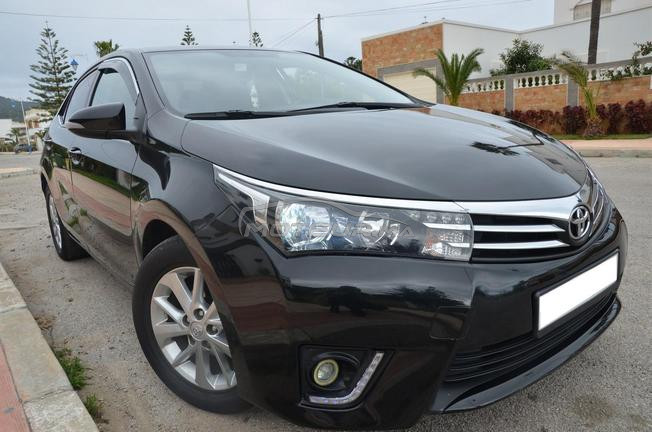 TOYOTA COROLLA 2017