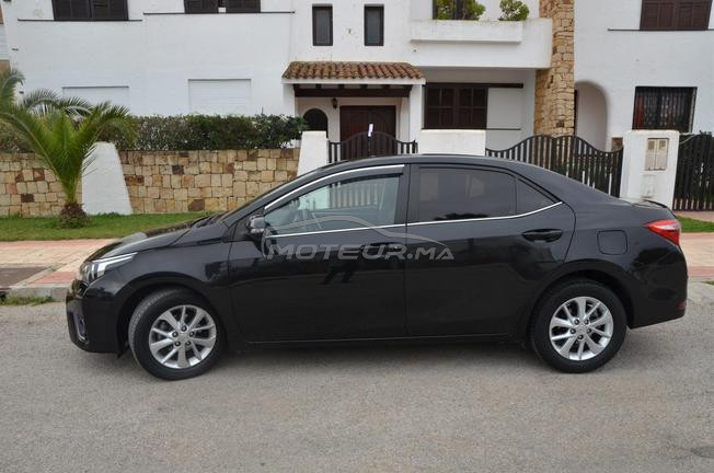 TOYOTA COROLLA 2017