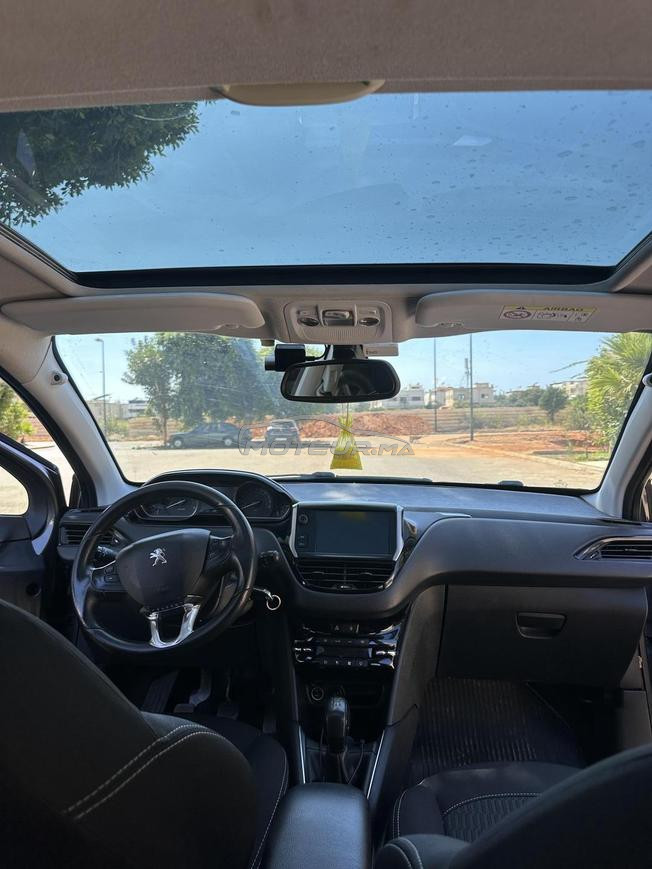 Peugeot 208 model 2019